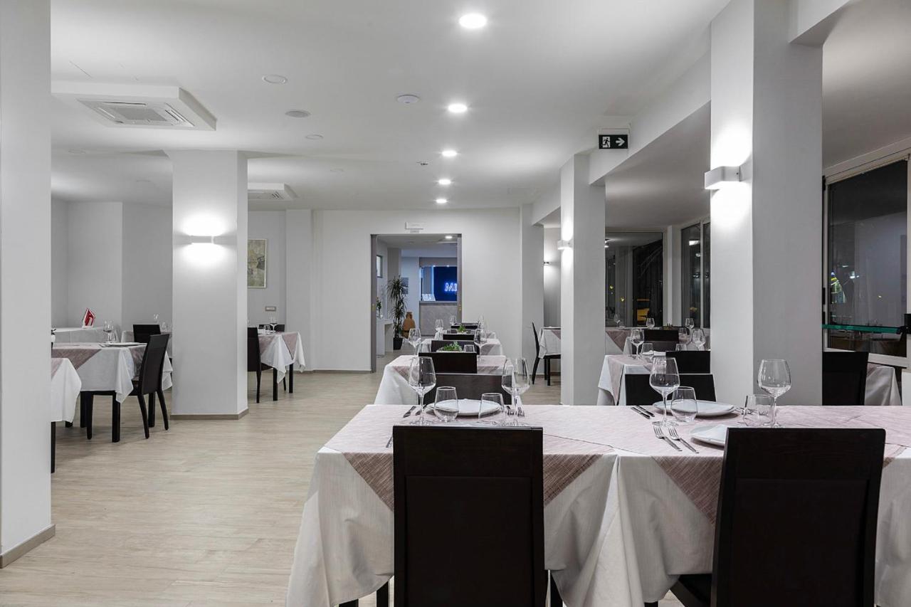 Miga Hotel Grado Centro Eksteriør bilde