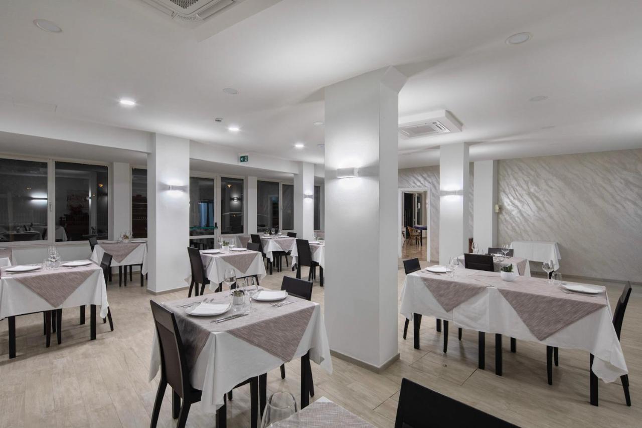 Miga Hotel Grado Centro Eksteriør bilde